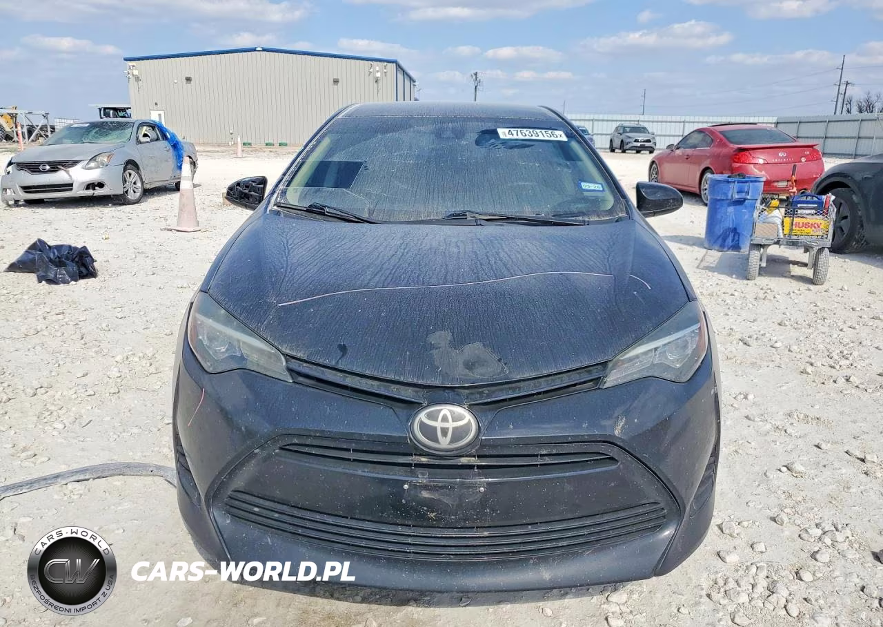 2017 Toyota Corolla Le VIN:5YFBURHE4HP665826 - 5