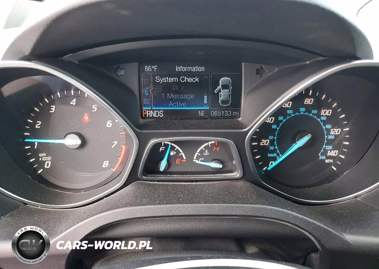 2015 Ford Escape Titanium VIN:1FMCU0J9XFUC61499 - 9