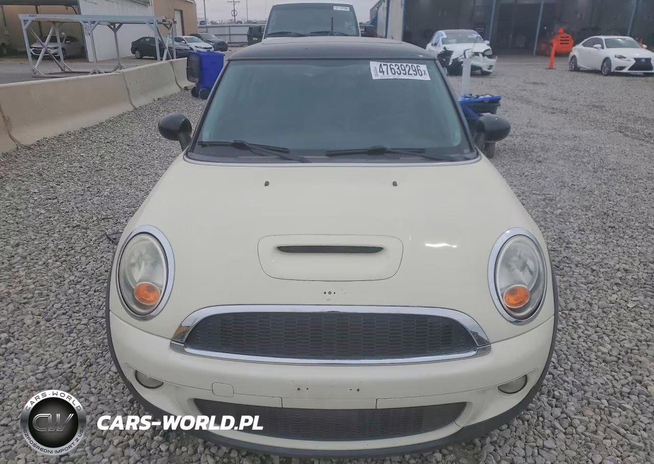 2008 Mini Cooper S VIN:WMWMF73558TT90049 - 5