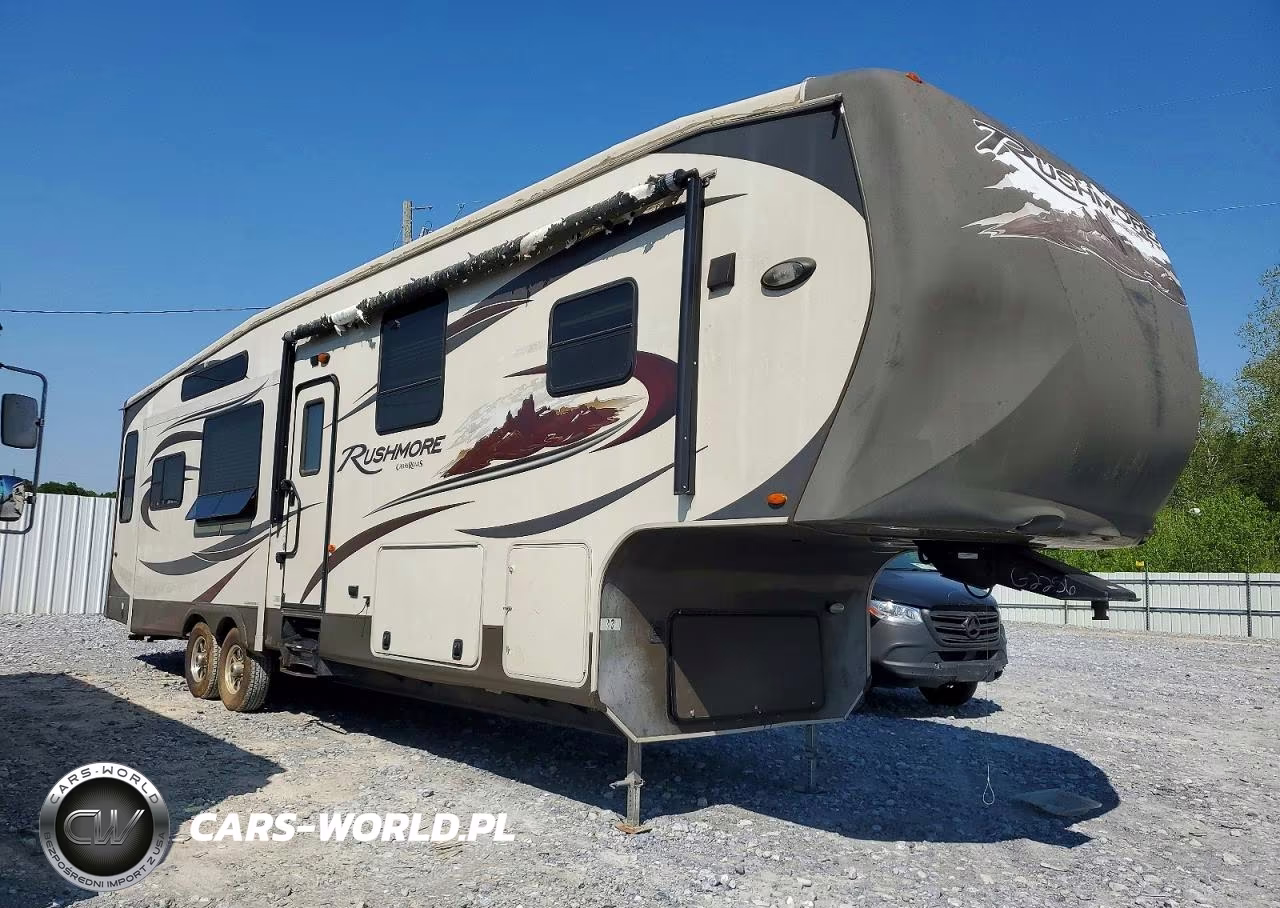 2011 Cross Roads Rushmore Camper