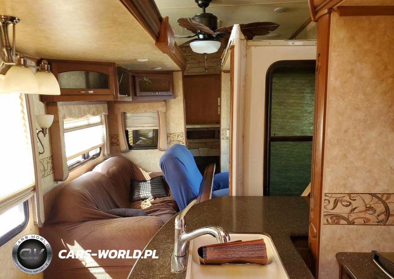2011 Cross Roads Rushmore Camper VIN:4V0FC3523BG002256 - 6