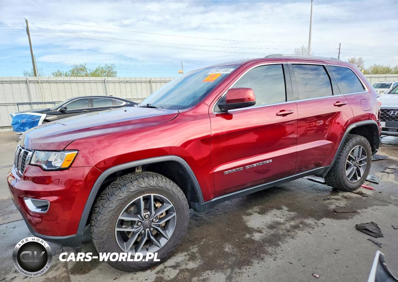 2019 Jeep Grand Cherokee Laredo
