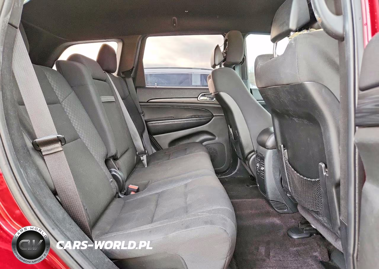 2019 Jeep Grand Cherokee Laredo VIN:1C4RJFAG3KC548112 - 11