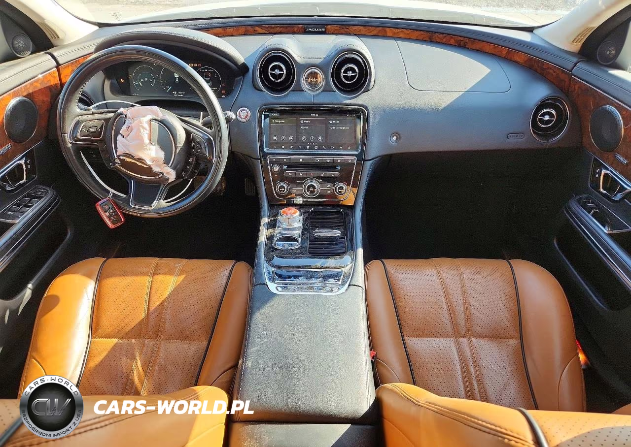 2019 Jaguar Xj R - Sport VIN:SAJXJ1CD0K8W20336 - 8