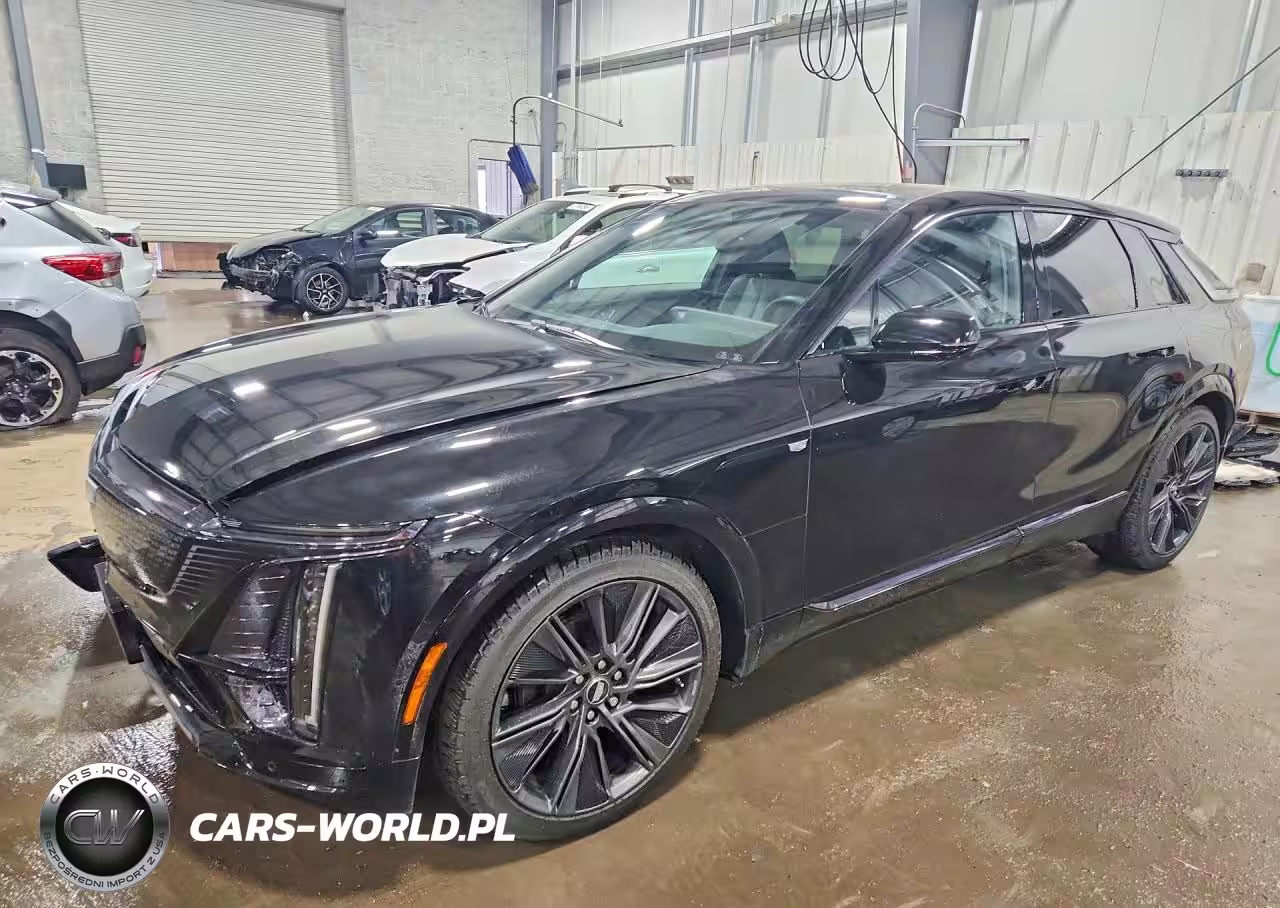 2024 Cadillac Lyriq Sport