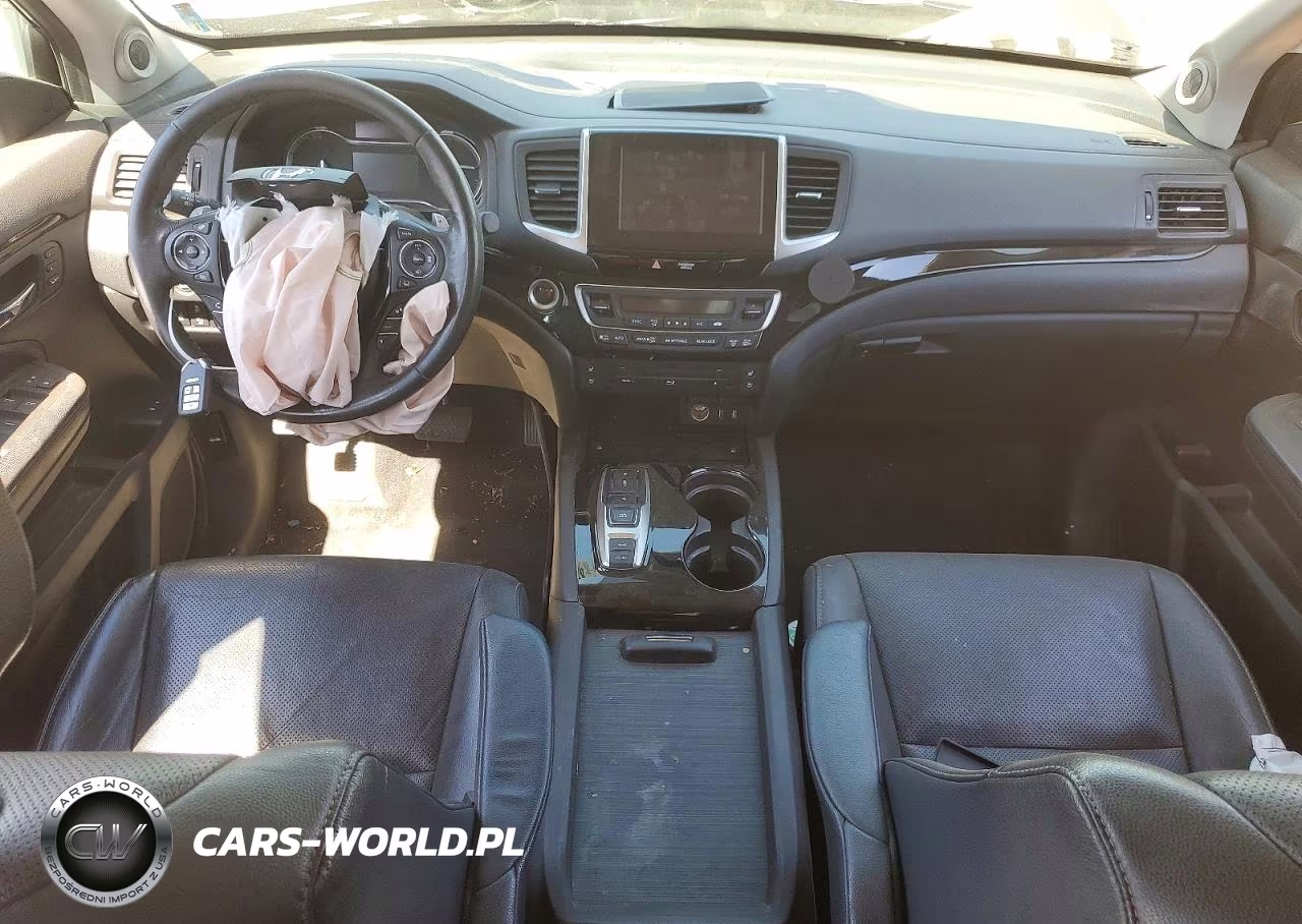 2018 Honda Pilot Elite VIN:5FNYF6H07JB003229 - 8