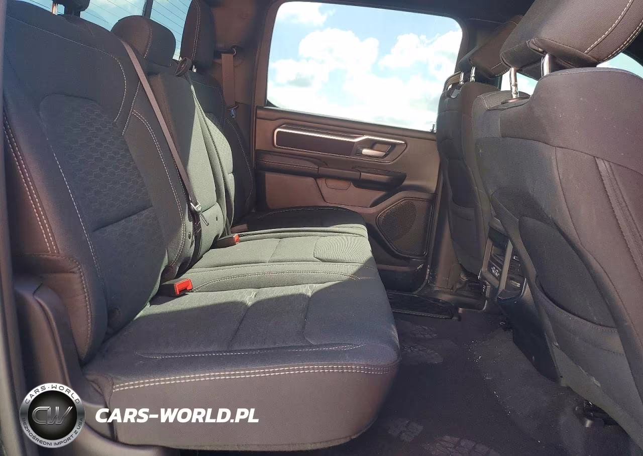 2025 Ram 1500 Big Horn VIN:1C6SRFFP8SN699400 - 10