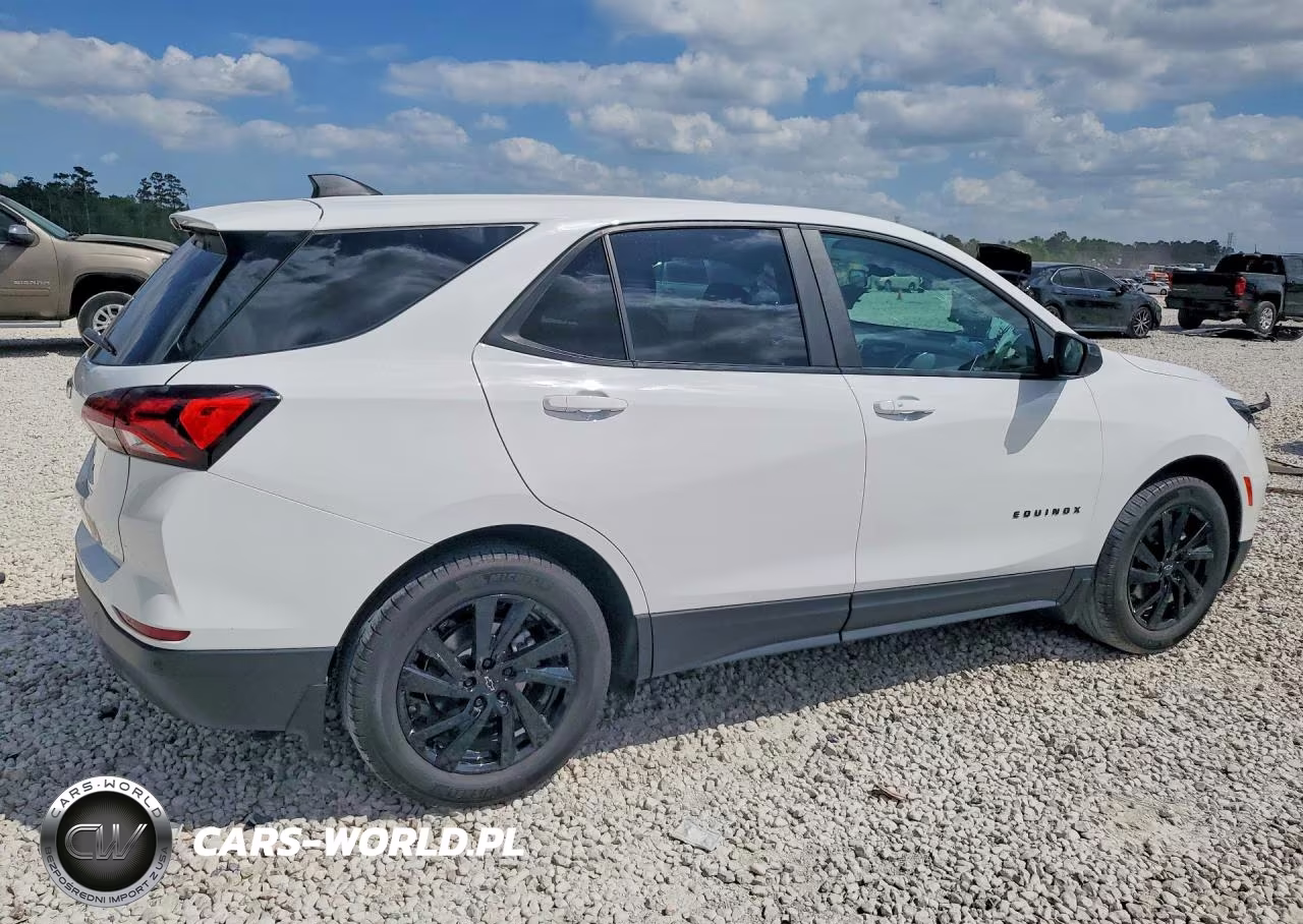 2024 Chevrolet Equinox Ls VIN:3GNAXHEG1RL229749 - 3