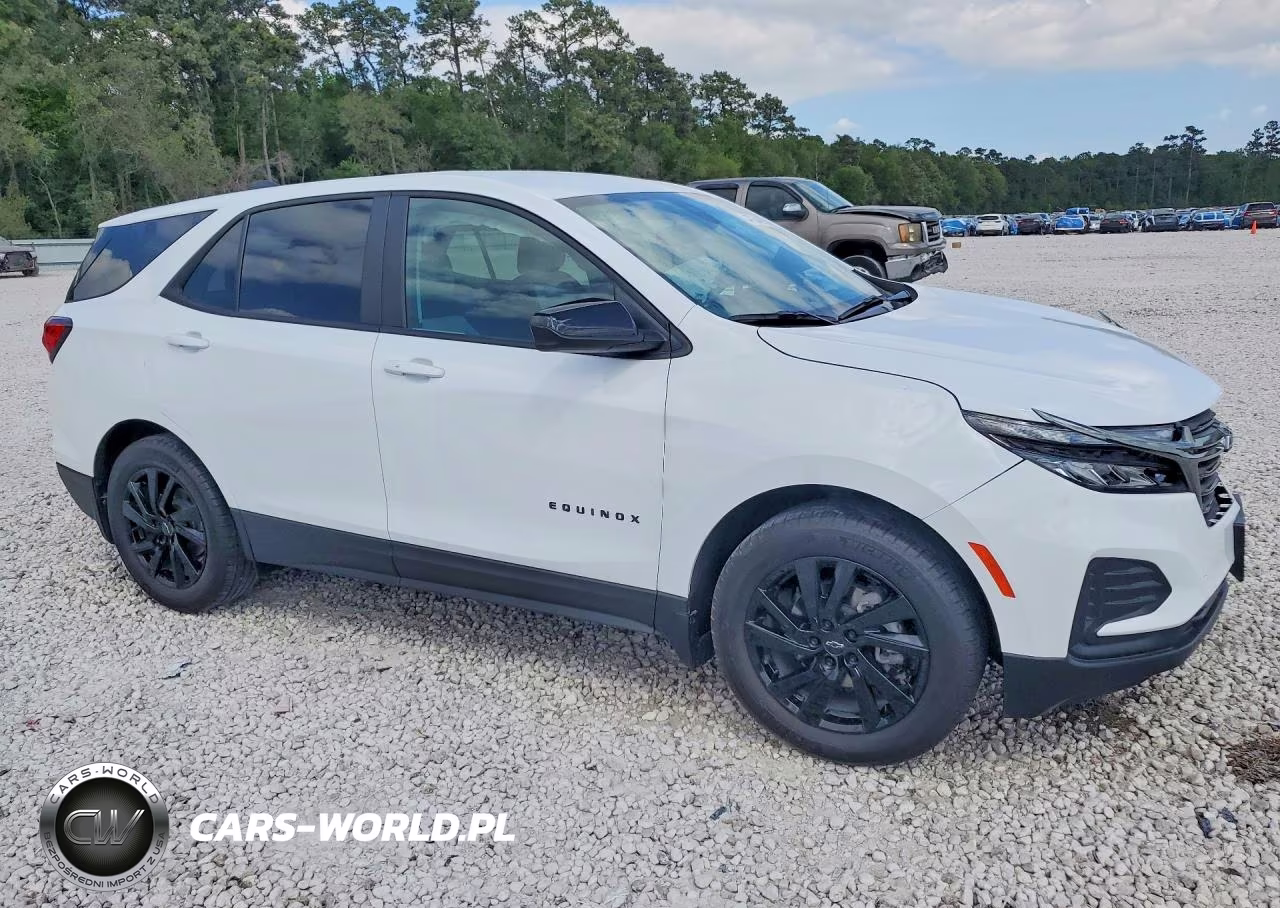 2024 Chevrolet Equinox Ls VIN:3GNAXHEG1RL229749 - 4