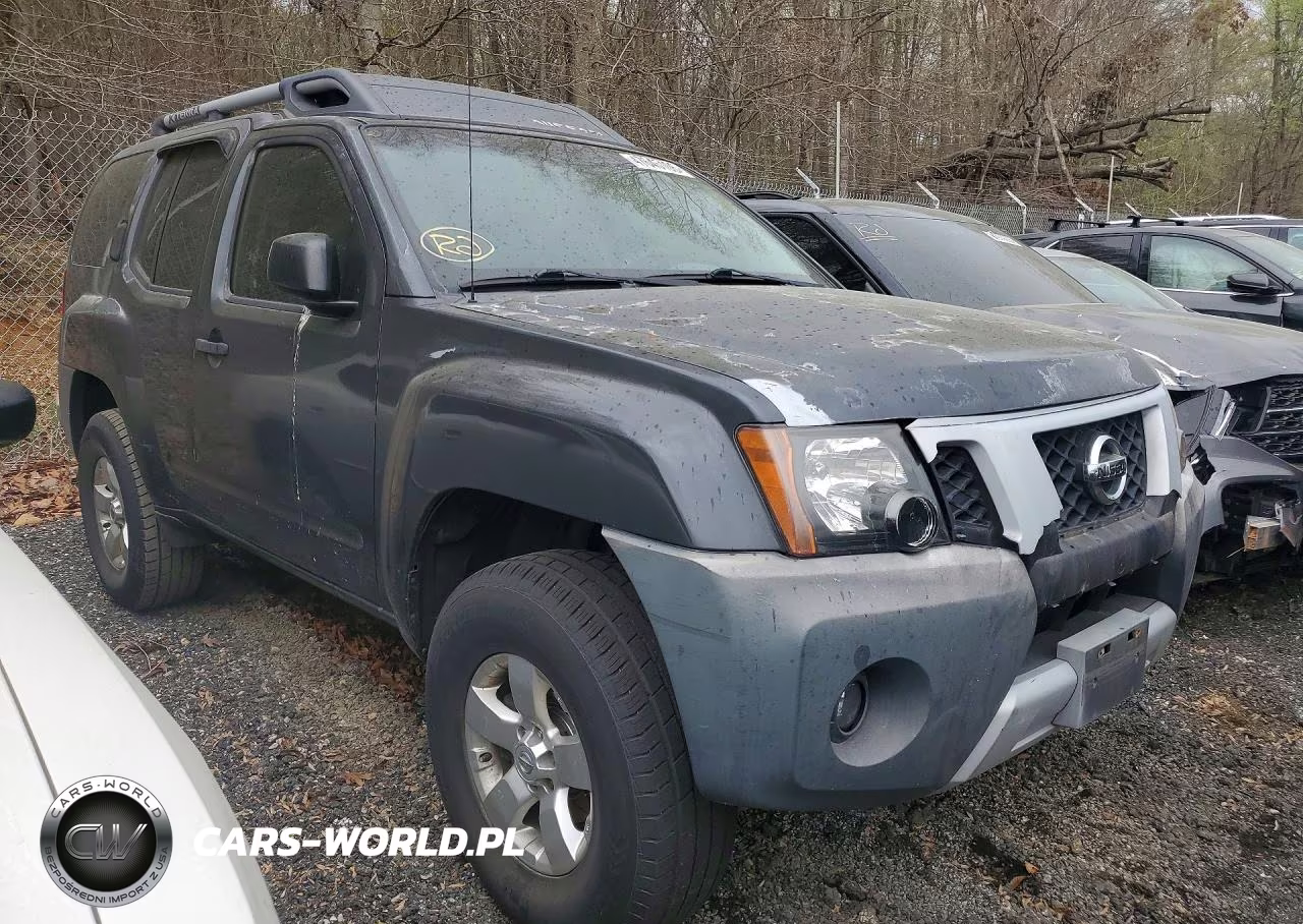 2010 Nissan Xterra X VIN:5N1AN0NW8AC511793 - 4