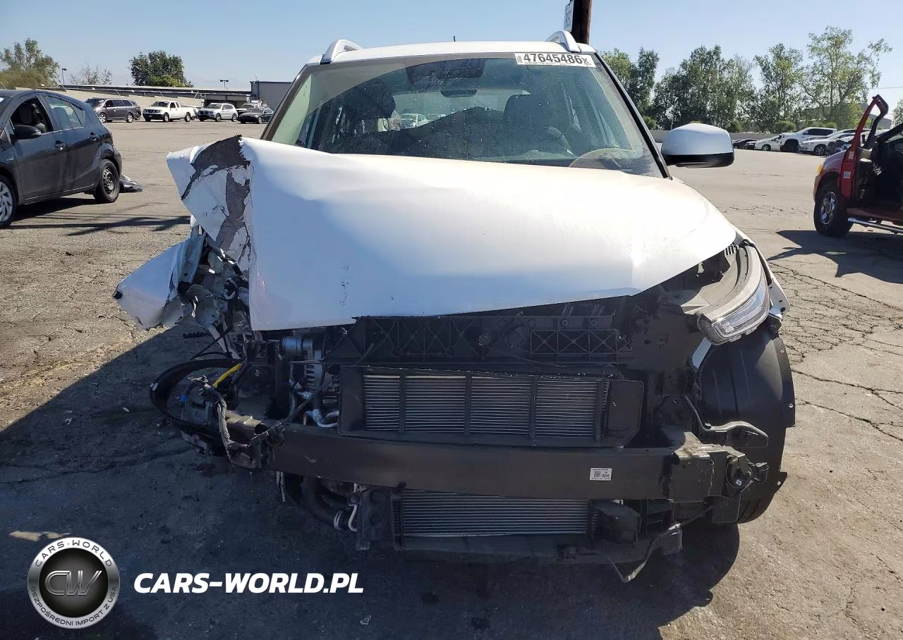 2026 Hyundai Venue Sel VIN:KMHRC8A39TU425232 - 5
