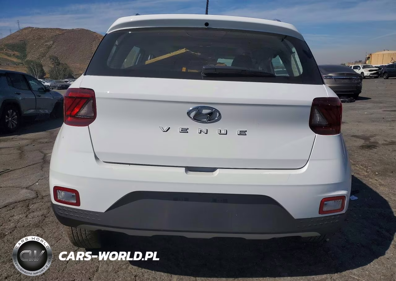 2026 Hyundai Venue Sel VIN:KMHRC8A39TU425232 - 6