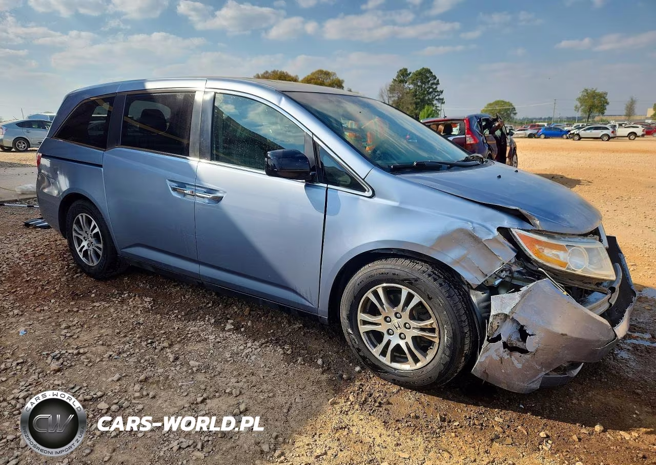 2013 Honda Odyssey Exl VIN:5FNRL5H6XDB080077 - 4