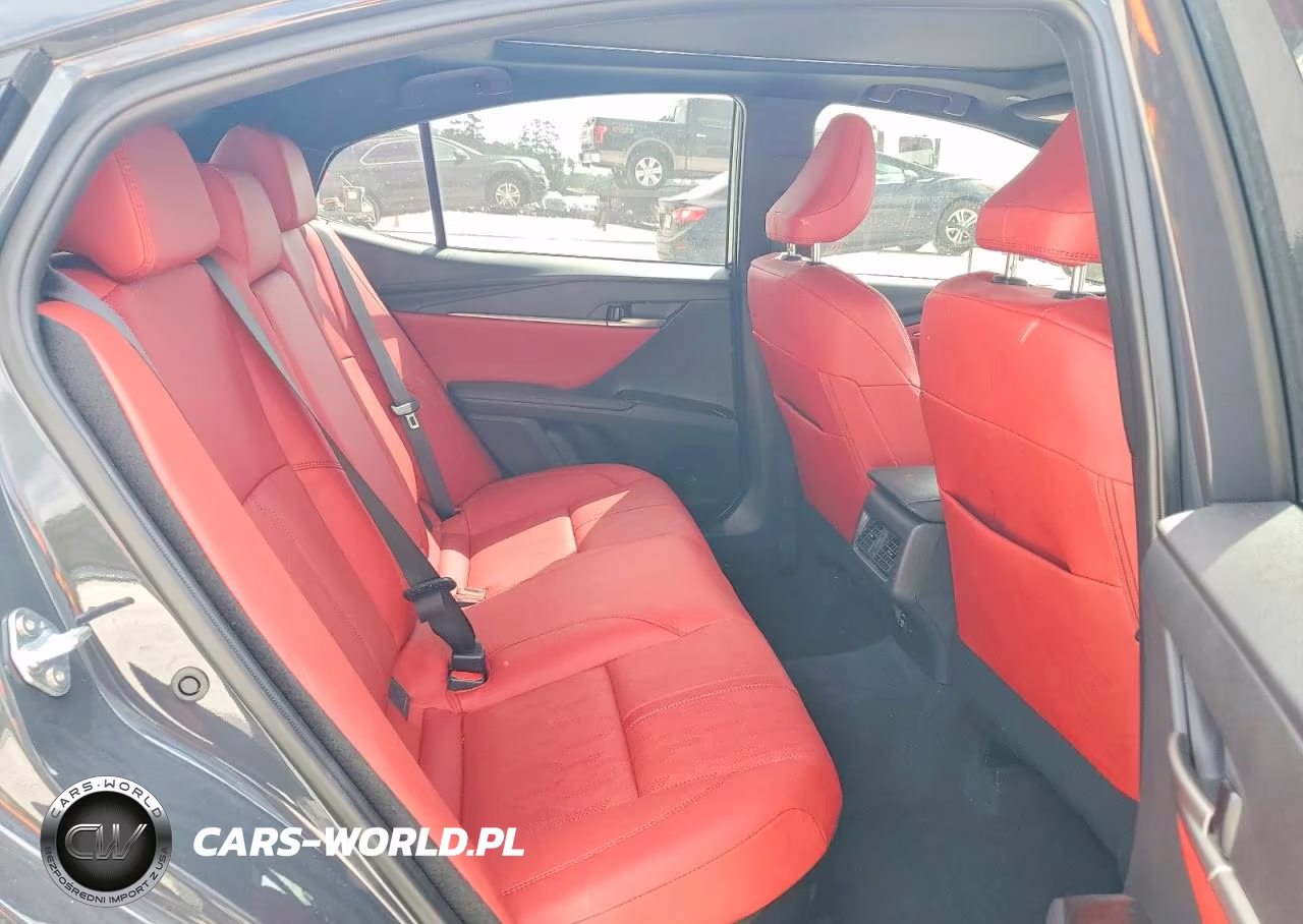 2025 Toyota Camry Xse VIN:4T1DAACK8SU173726 - 10