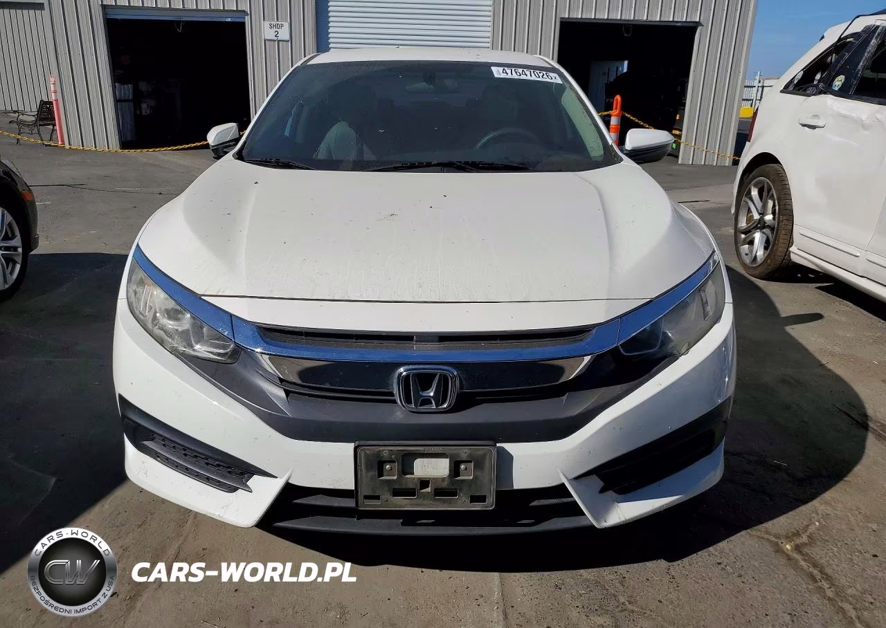 2018 Honda Civic Lx VIN:2HGFC2F52JH593004 - 5