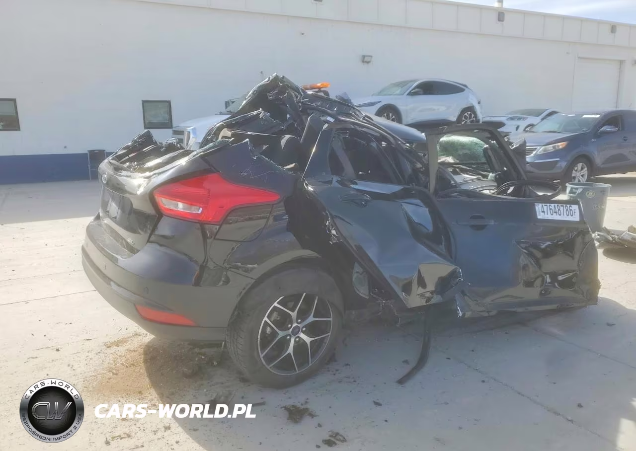 2018 Ford Focus Sel VIN:1FADP3M27JL224432 - 3