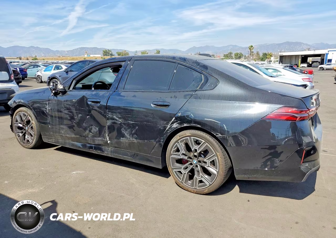 2024 BMW 530 I VIN:WBA43FJ03RCR61937 - 2