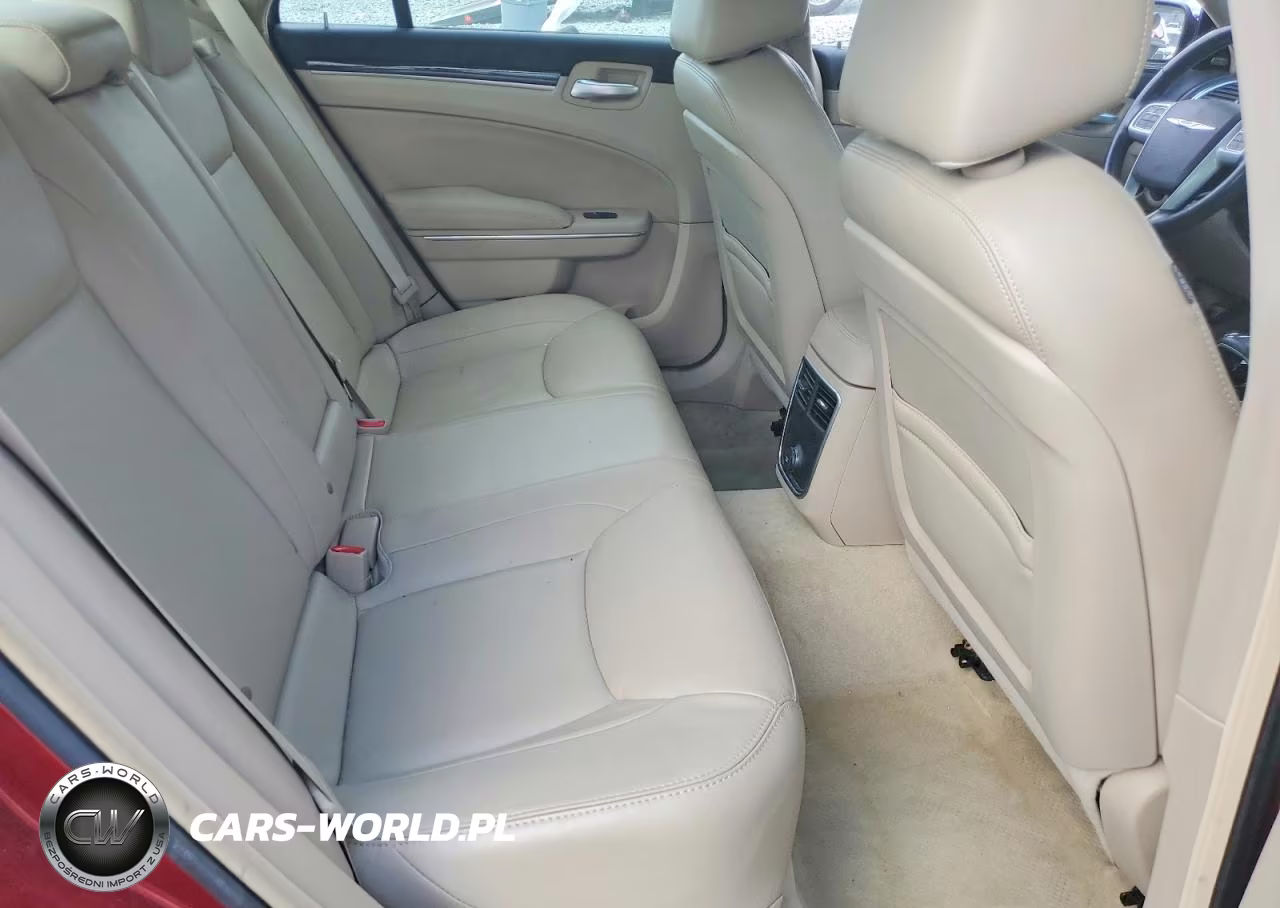 2012 Chrysler 300 Limited VIN:2C3CCACG3CH186074 - 10
