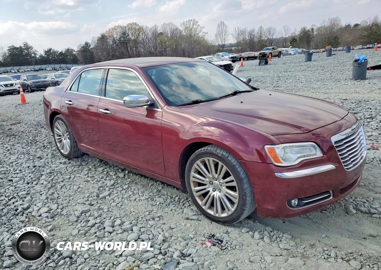 2012 Chrysler 300 Limited VIN:2C3CCACG3CH186074 - 4