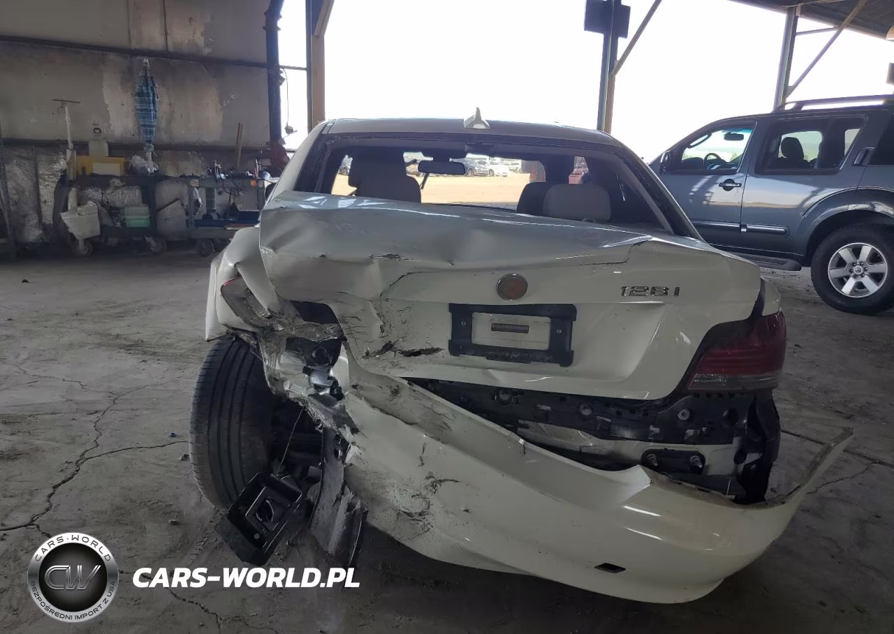 2010 BMW 128 I VIN:WBAUP7C54AVK76857 - 6