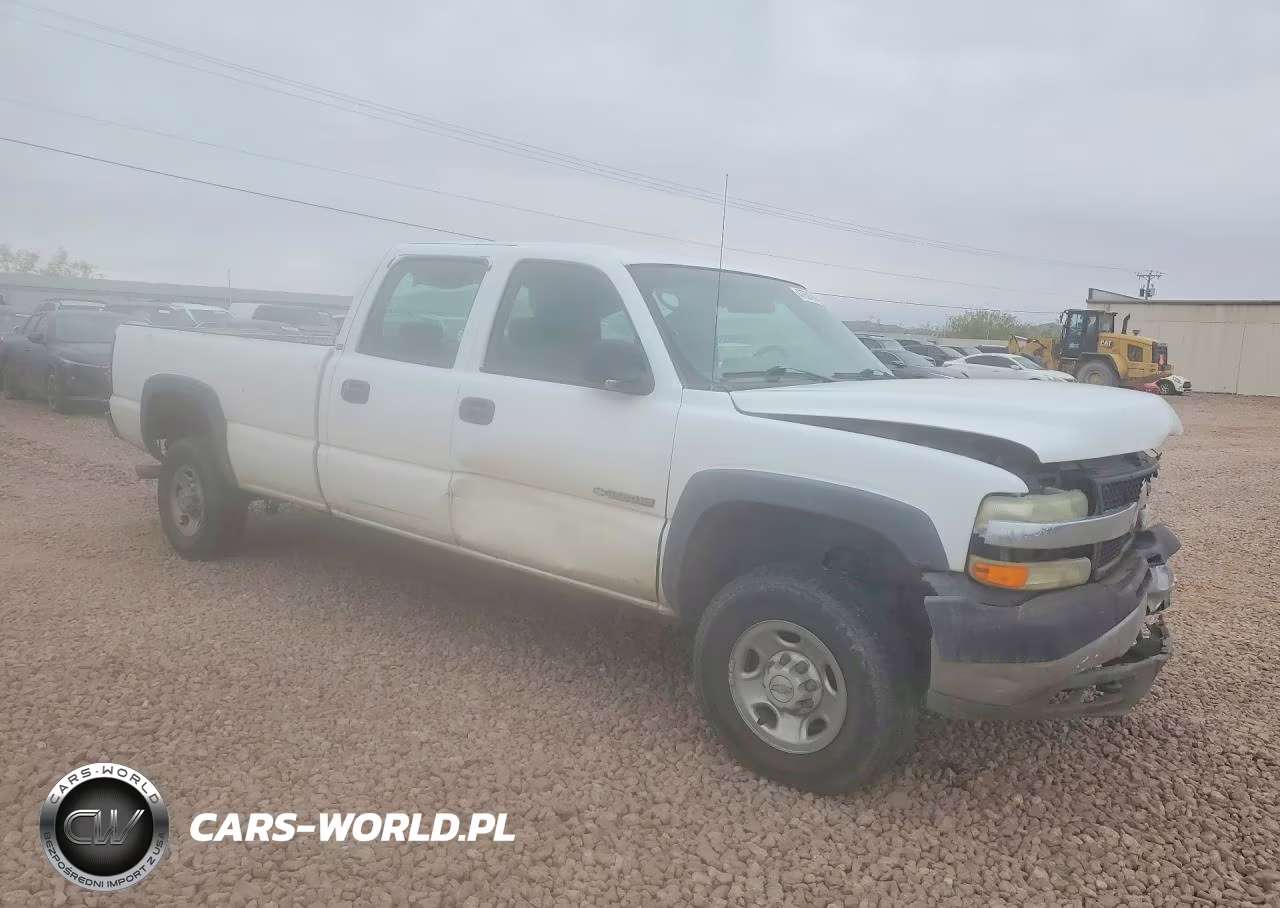 2002 Chevrolet Silverado K2500 Heavy Duty VIN:1GCHK23U12F219394 - 4