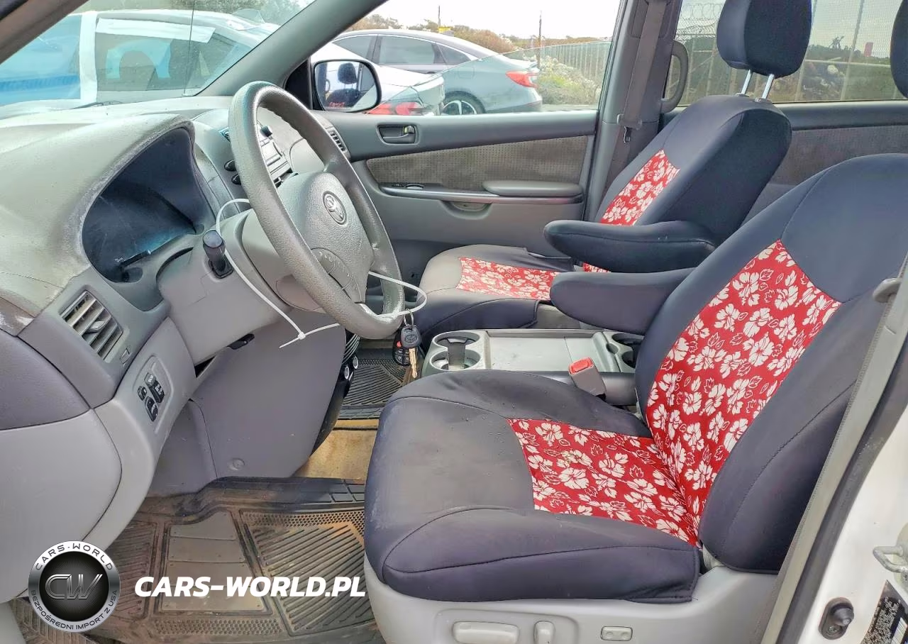 2010 Toyota Sienna Le 7-Passenger VIN:5TDKK4CC5AS306979 - 7