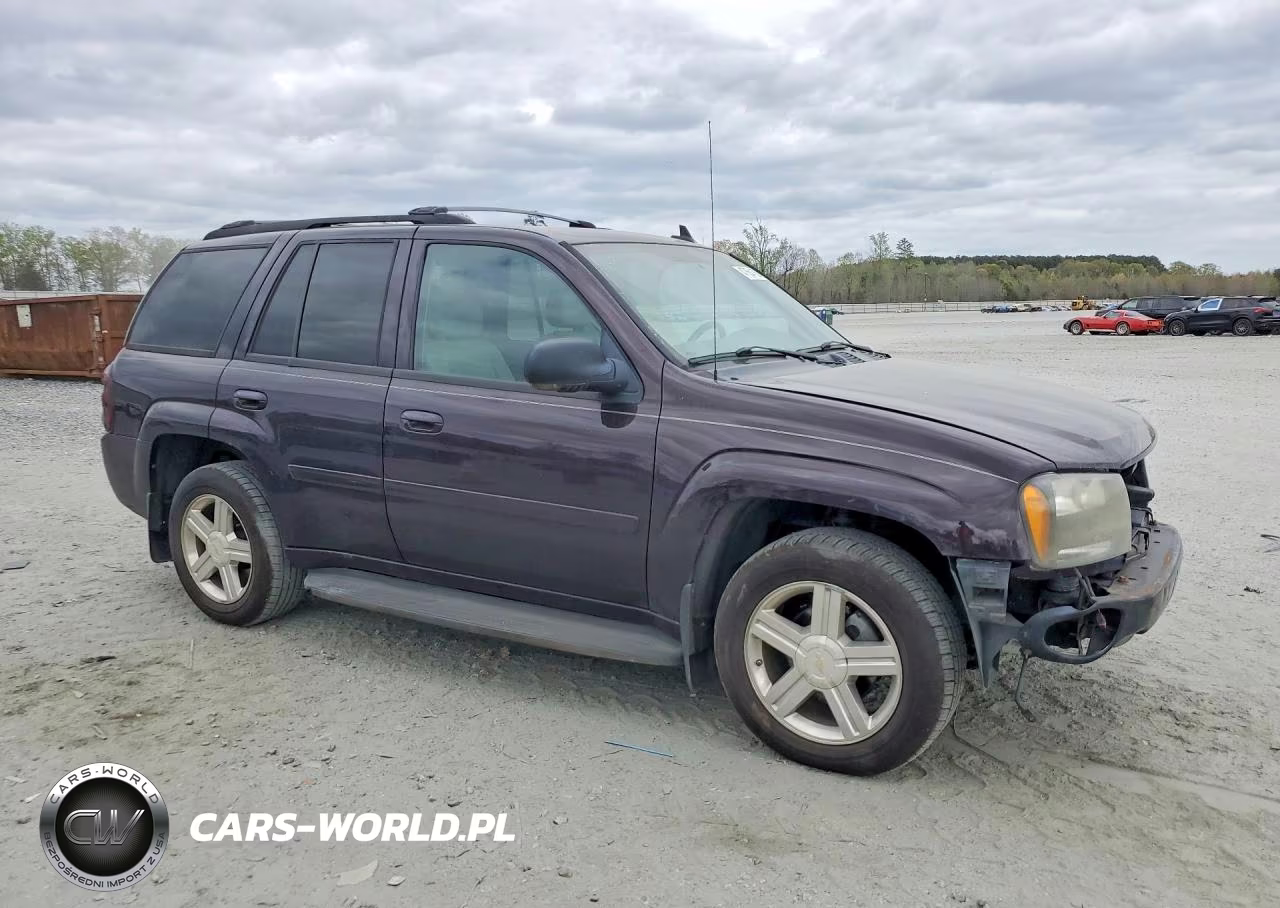 2008 Chevrolet Trailblazer Ls VIN:1GNDT13SX82172474 - 4