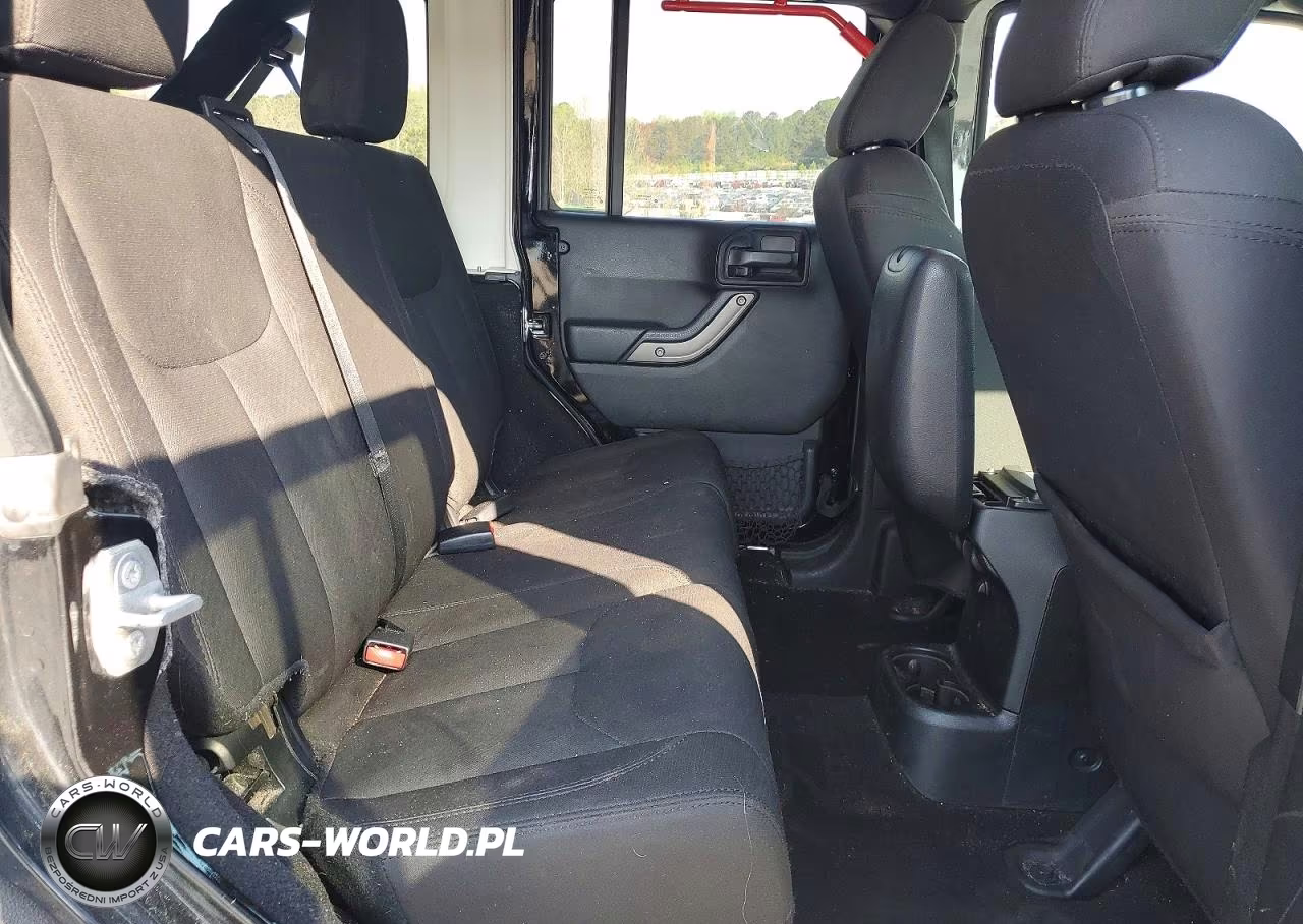 2017 Jeep Wrangler Unlimited Sport VIN:1C4BJWDG8HL745833 - 11