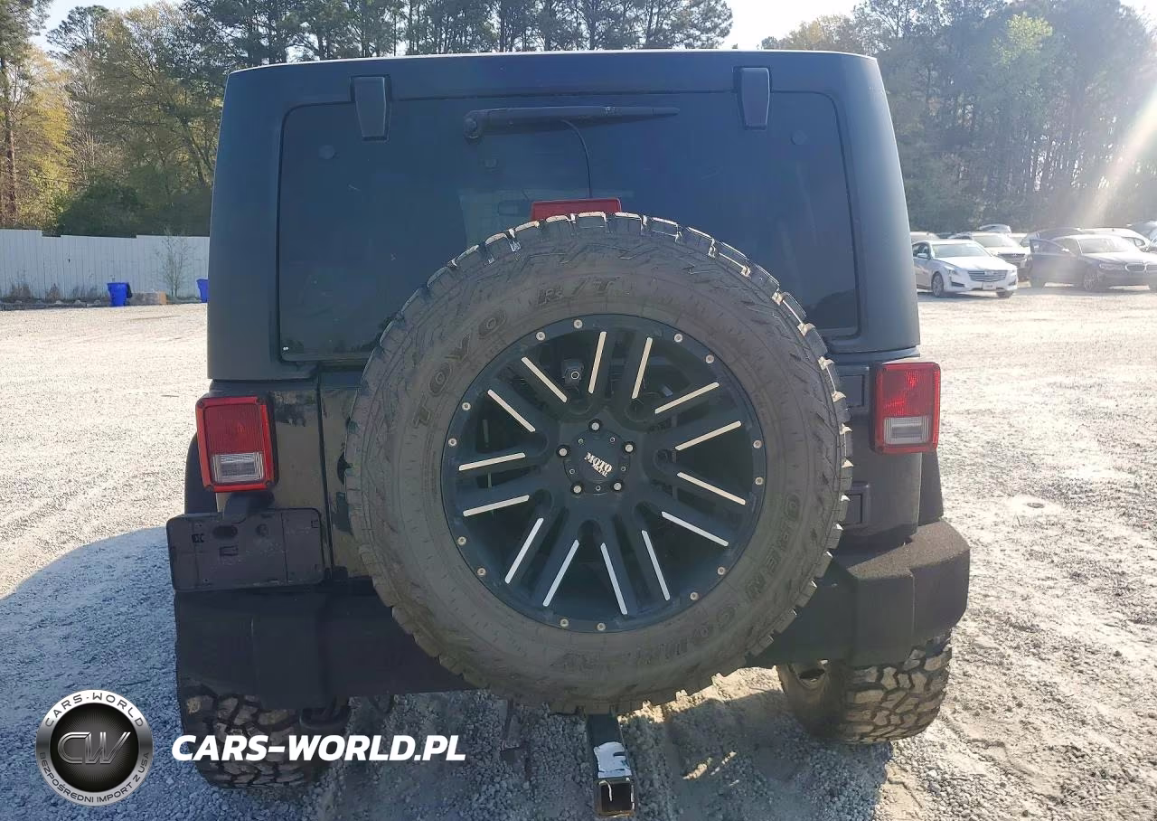 2017 Jeep Wrangler Unlimited Sport VIN:1C4BJWDG8HL745833 - 6