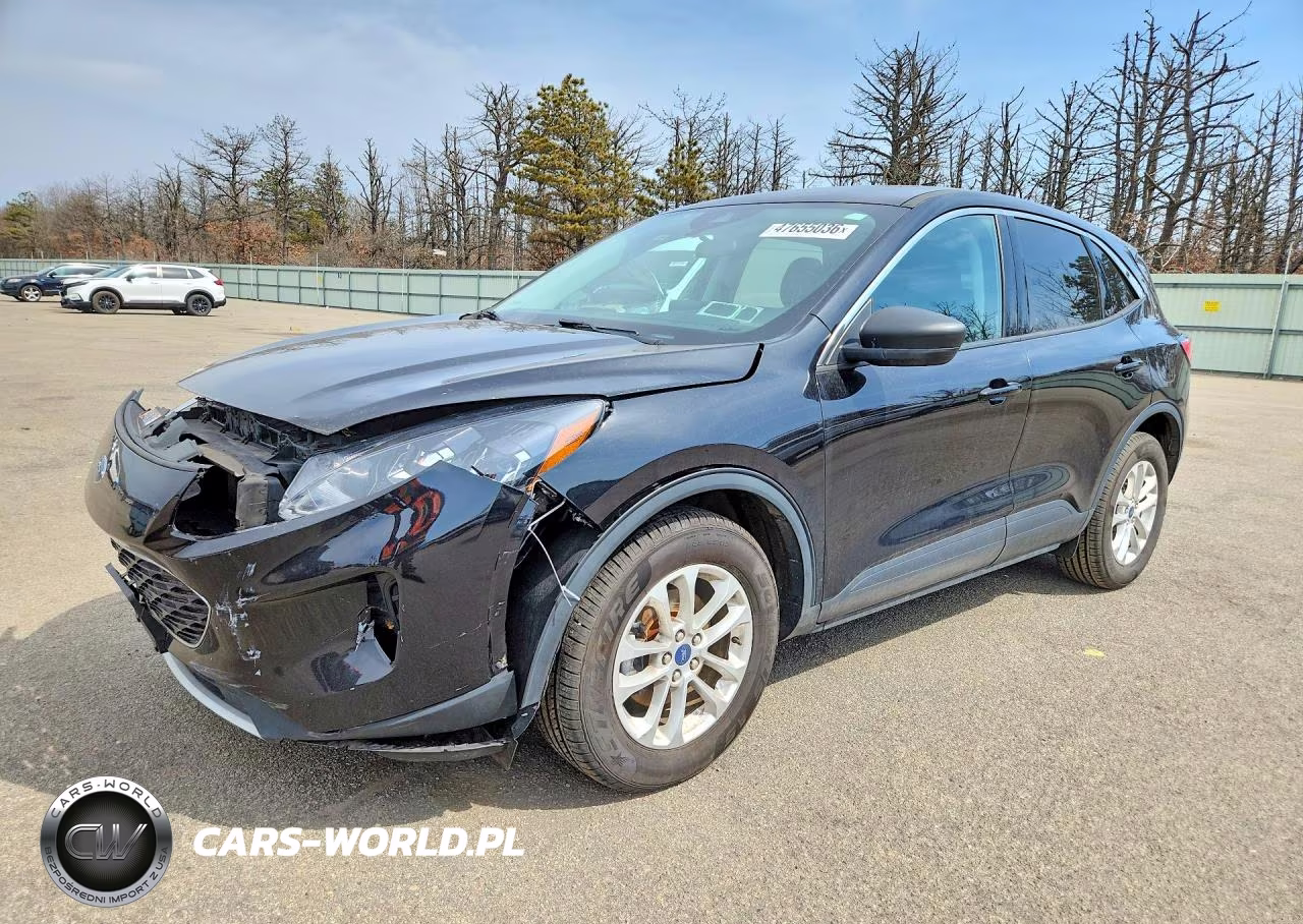 2022 Ford Escape Se