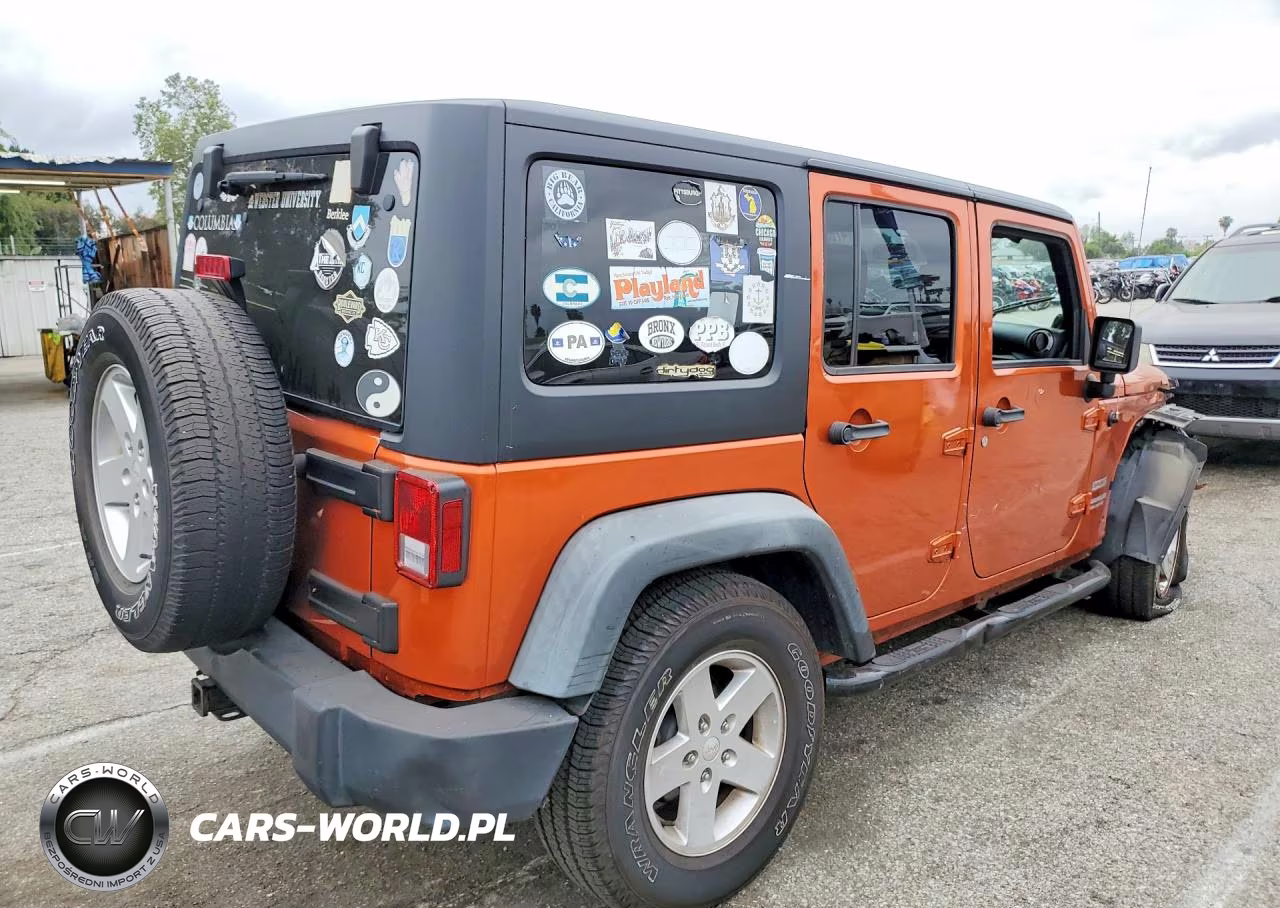2011 Jeep Wrangler Unlimited Sport VIN:1J4BA3H14BL501344 - 3