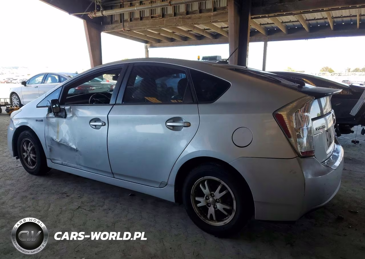 2011 Toyota Prius Two VIN:JTDKN3DU8B0267446 - 2