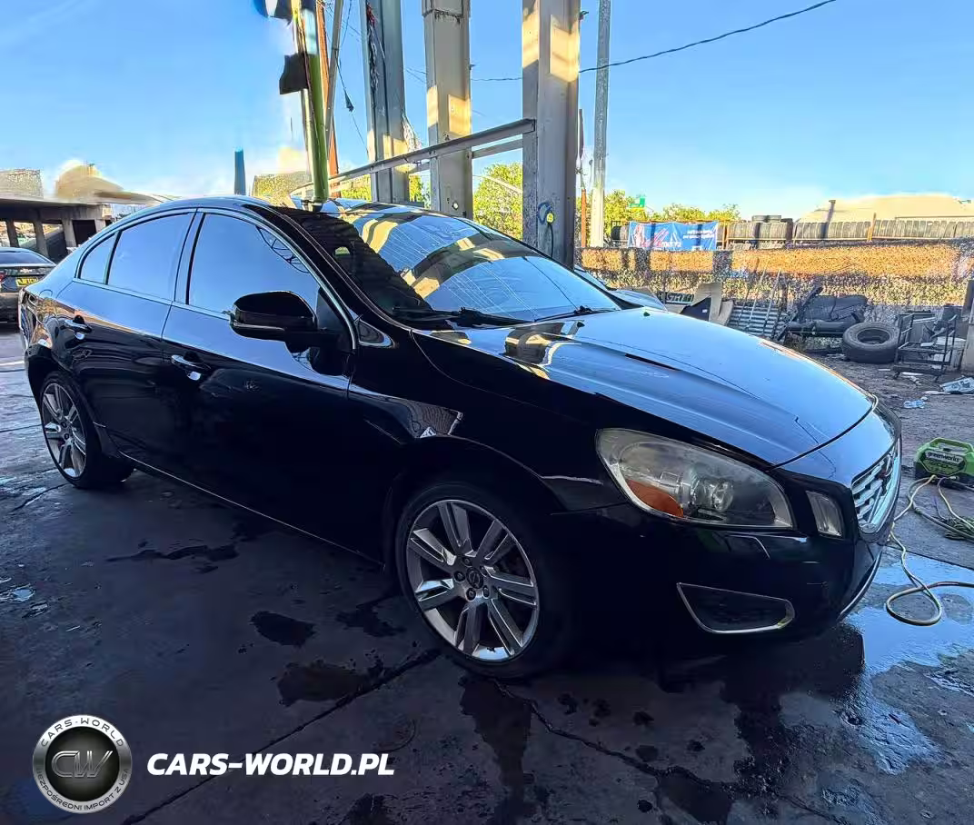 2013 Volvo S60 T5