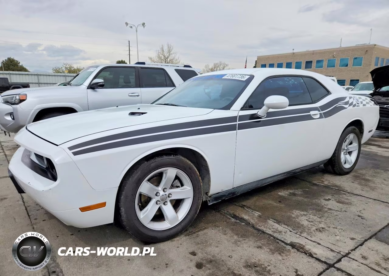 2013 Dodge Challenger Sxt