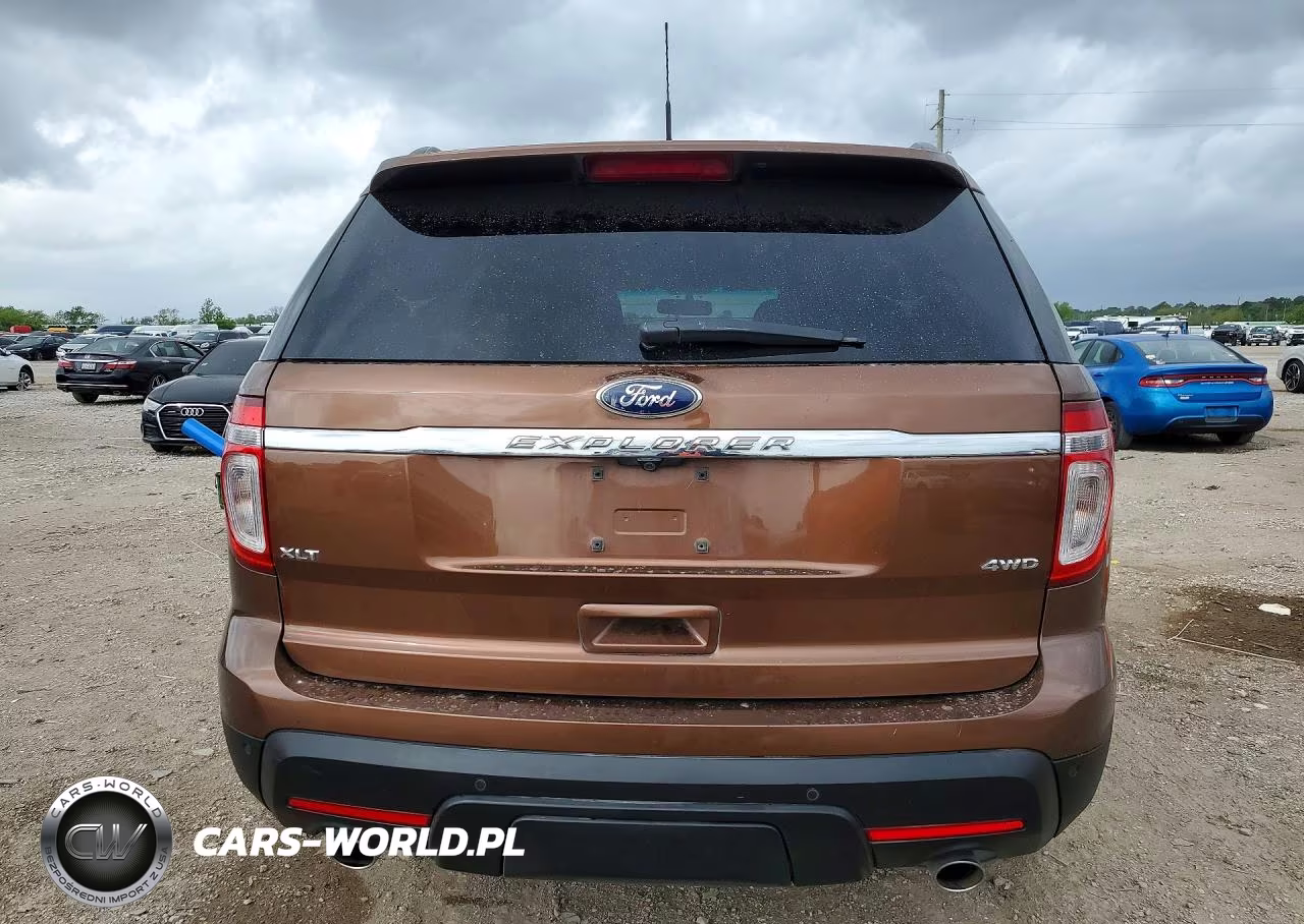 2012 Ford Explorer Xlt VIN:1FMHK8D82CGA56119 - 6