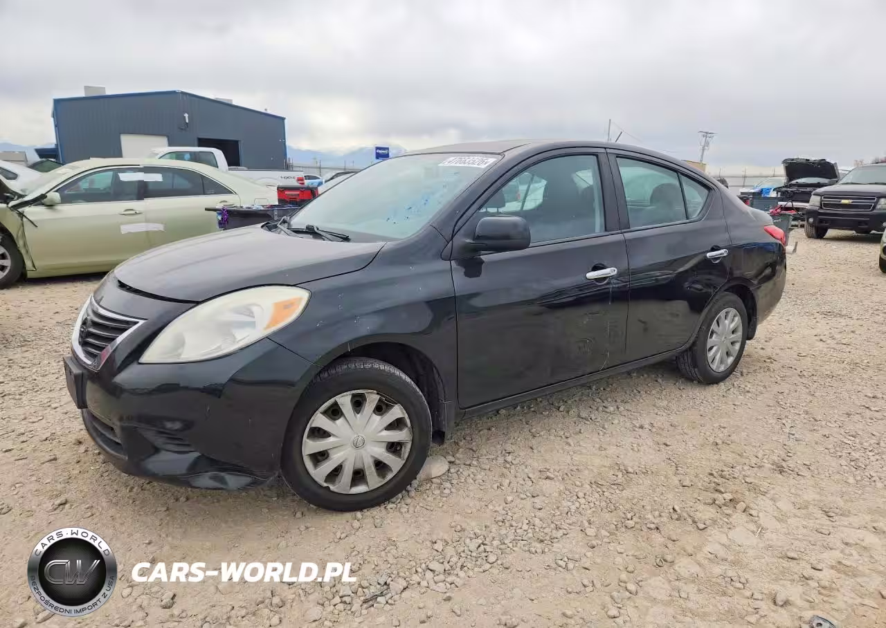 2012 Nissan Versa 1.6 S