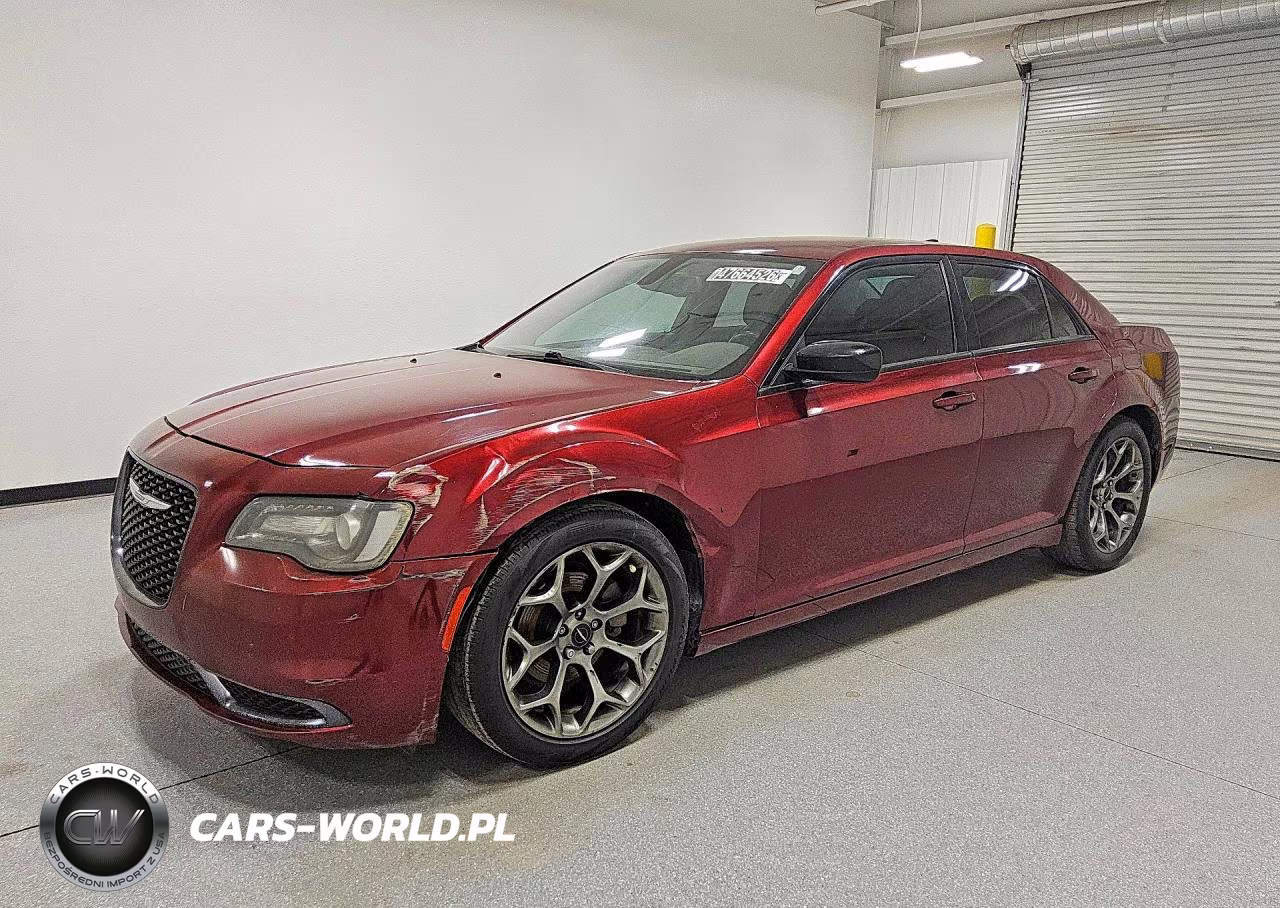 2018 Chrysler 300 Touring – zdjęcie 1 z 13