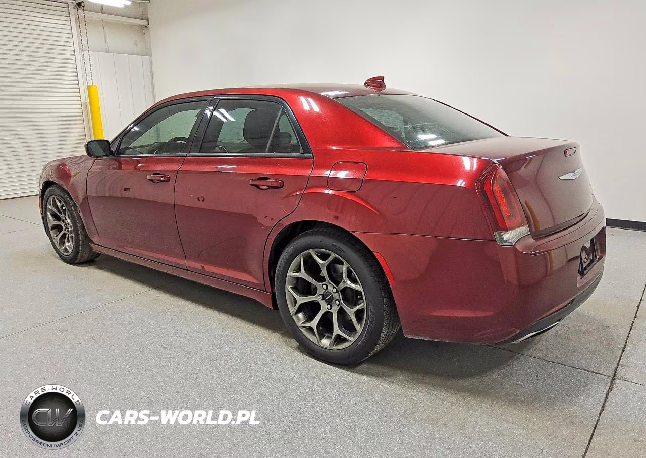 2018 Chrysler 300 Touring VIN:2C3CCAAGXJH253883 - 2