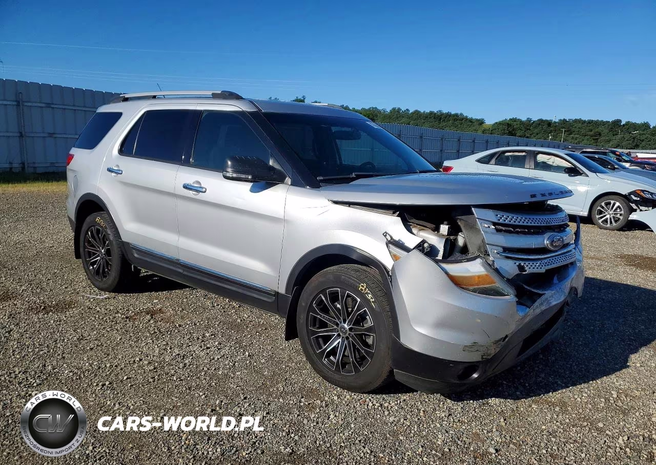2014 Ford Explorer Xlt VIN:1FM5K8D80EGA13789 - 4