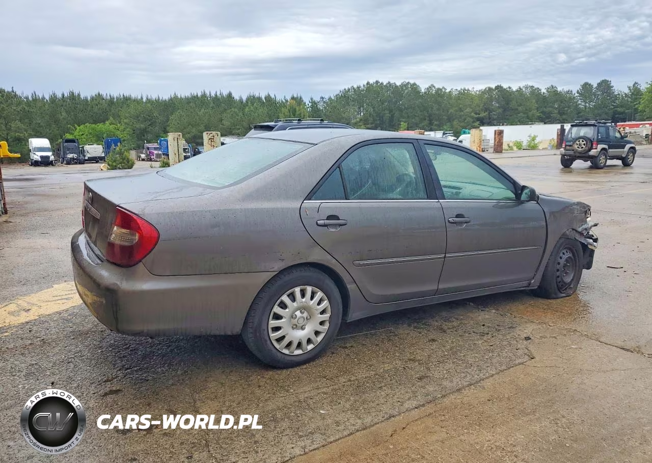 2004 Toyota Camry Xle VIN:4T1BE32K24U929725 - 3