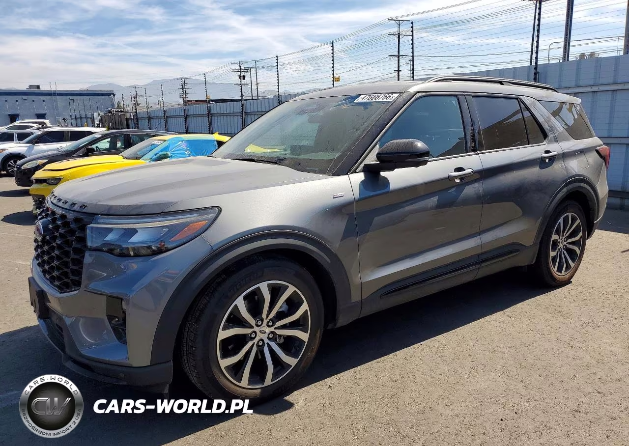2025 Ford Explorer St-Line