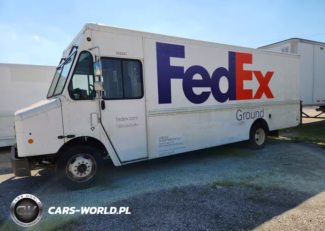 2017 Ford F59 Delivery Truck