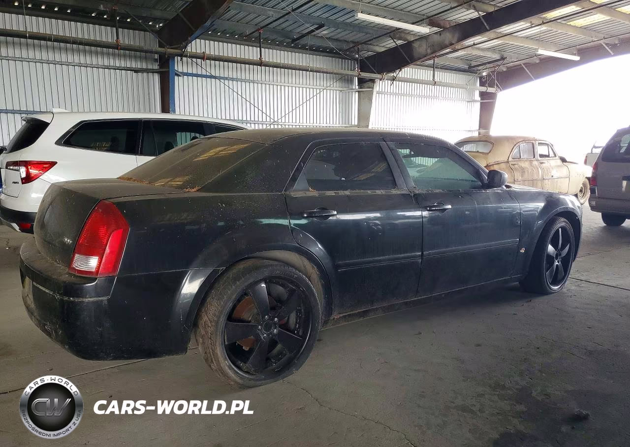 2006 Chrysler 300 VIN:2C3KA43R96H238946 - 3
