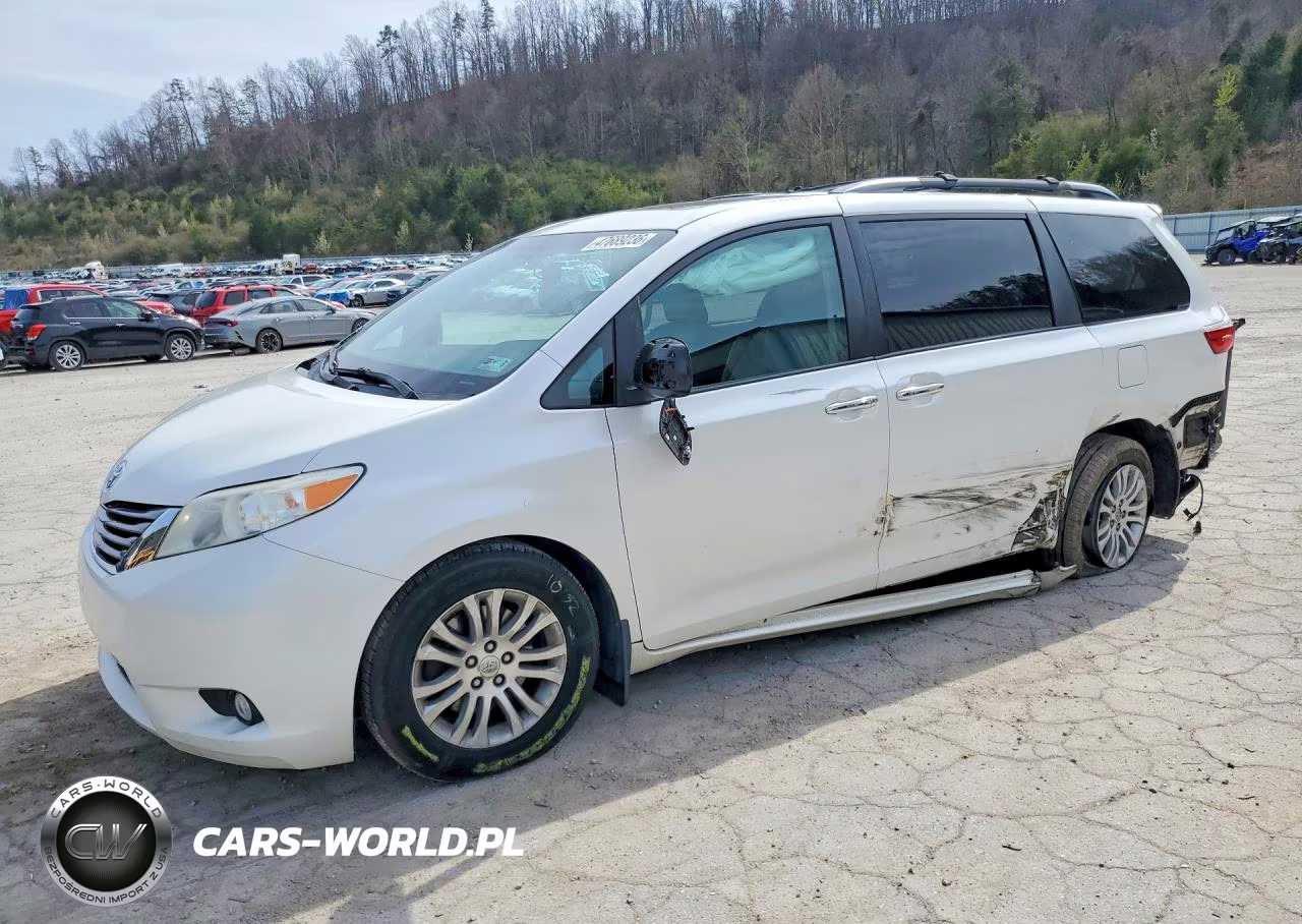 2016 Toyota Sienna Xle Premium 8-Passenger