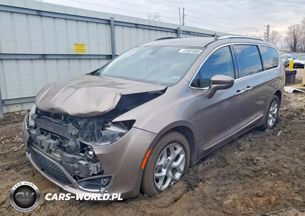 2017 Chrysler Pacifica Touring L Plus