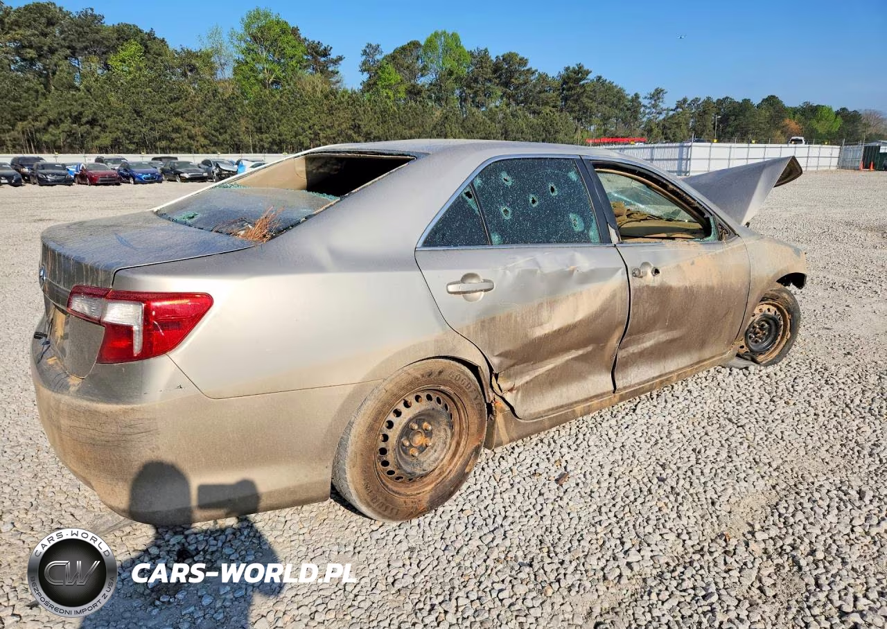 2014 Toyota Camry L VIN:4T1BF1FK2EU845207 - 3