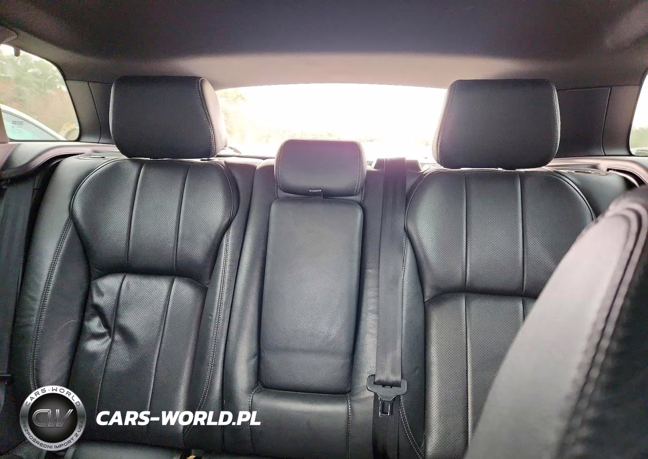 2019 Land Rover Range Rover Evoque Landmark Edition VIN:SALVC2RX6KH350061 - 10
