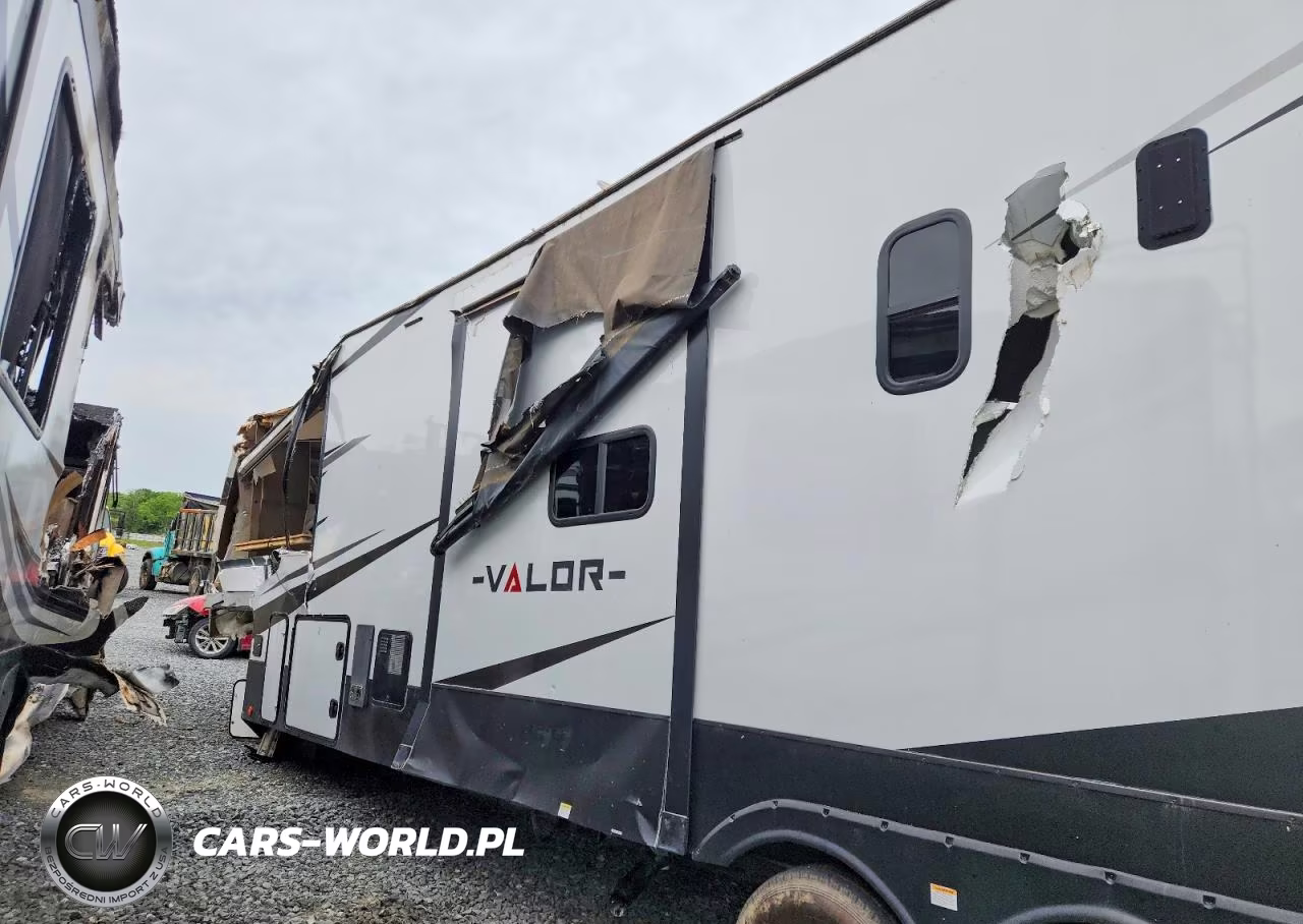 2022 Alliance Rv Valor Camper VIN:7M5FV4432NA005561 - 10