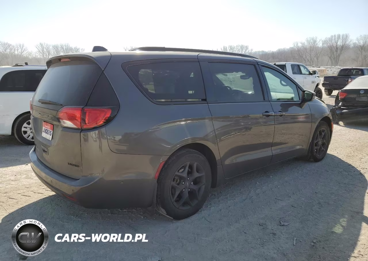 2020 Chrysler Pacifica Limited VIN:2C4RC1GG2LR250311 - 3