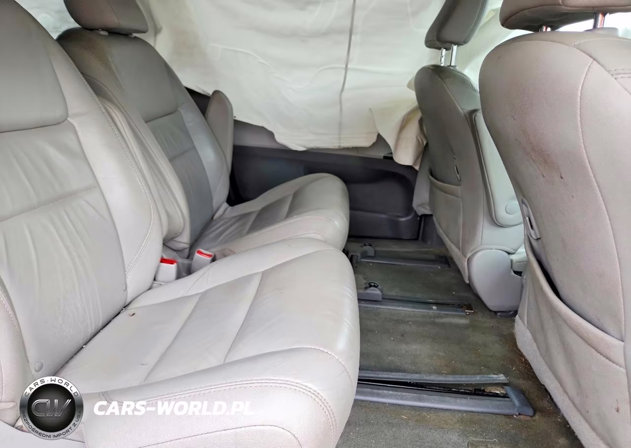 2015 Toyota Sienna Xle 7-Passenger VIN:5TDDK3DC1FS104942 - 11